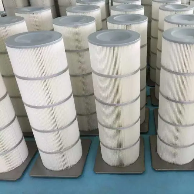 Graded filtration mechanism of dust filter element
